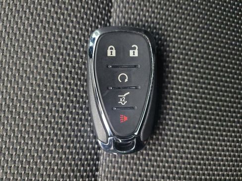 Used 2021 Chevrolet Traverse LT w/ LPO, Floor Liner Package AWD/4WD image 32