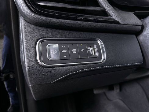 Used 2025 Buick Enclave Sport Touring image 18