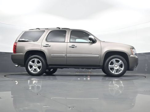 Used 2012 Chevrolet Tahoe LTZ AWD/4WD image 25