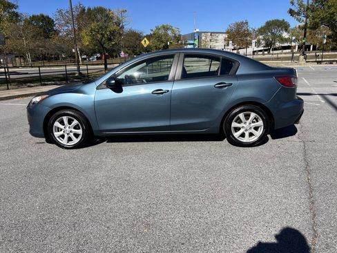 Used 2010 MAZDA MAZDA3 i Touring image 13