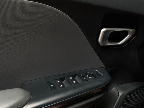 Used 2025 Kia K4 LXS image 20