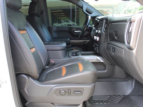 Used 2020 GMC Sierra 1500 AT4 w/ AT4 Premium Package AWD/4WD image 21