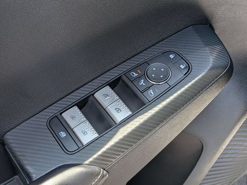 Used 2024 Mitsubishi Outlander SE Black Edition AWD/4WD image 13