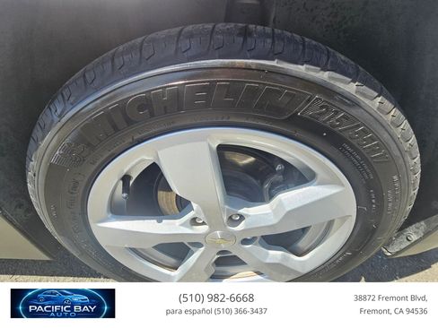 Used 2015 Chevrolet Volt w/ Enhanced Safety Package 1 FWD image 10