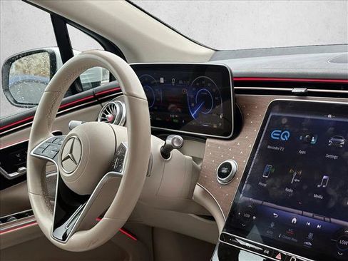 Certified 2023 Mercedes-Benz EQS 450+ SUV image 22