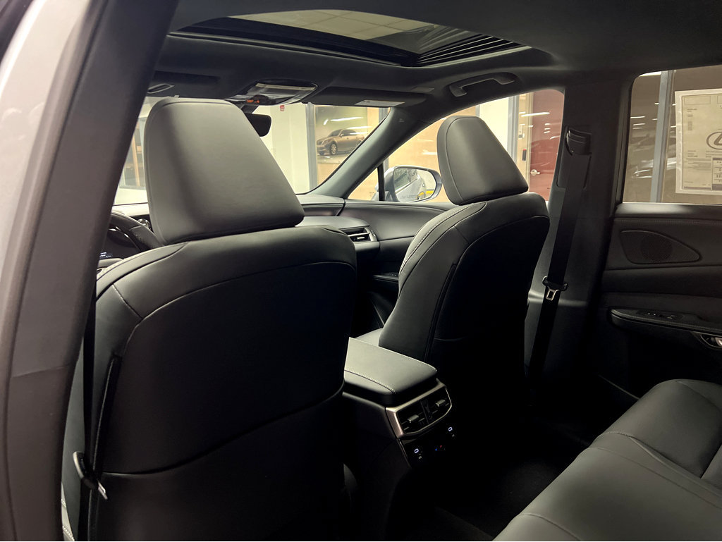 New 2026 Lexus RX 350h AWD/4WD image 19