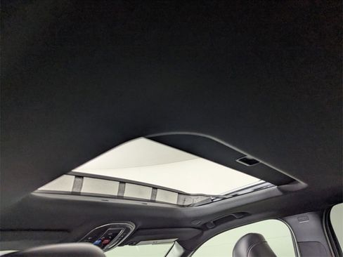 New 2025 Jeep Grand Cherokee Altitude image 27