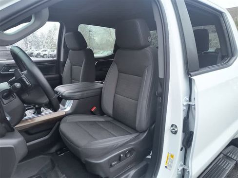 Used 2024 Chevrolet Silverado 1500 LT Trail Boss w/ Protection Package image 11