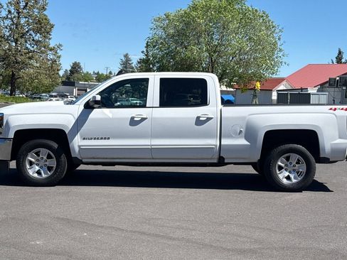 Used 2018 Chevrolet Silverado 1500 LT w/ All Star Edition AWD/4WD image 7