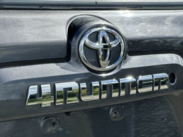 Used 2019 Toyota 4Runner SR5 Premium AWD/4WD image 18