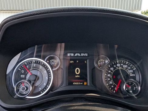 Used 2022 RAM 2500 Big Horn AWD/4WD image 23
