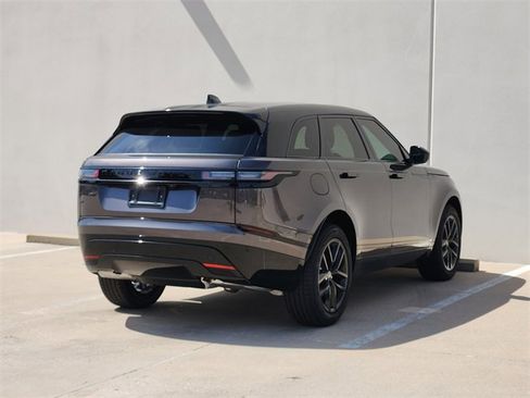Used 2025 Land Rover Range Rover Velar Dynamic SE image 4
