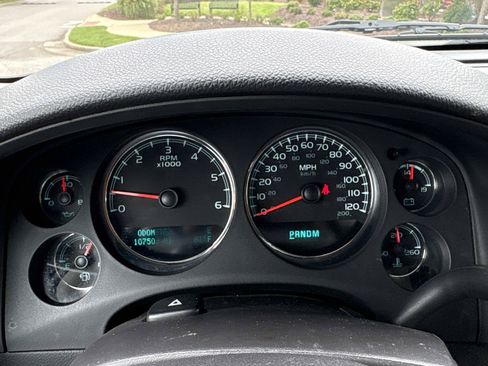 Used 2013 Chevrolet Suburban LTZ AWD/4WD image 20