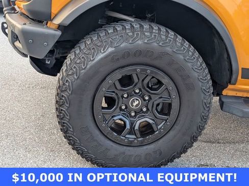 Used 2022 Ford Bronco Wildtrak image 7