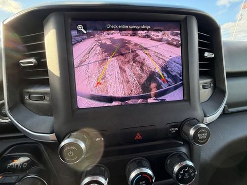 Used 2021 RAM 1500 Big Horn image 22