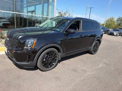 Used 2022 Kia Telluride SX w/ Nightfall Edition Package AWD/4WD image 12