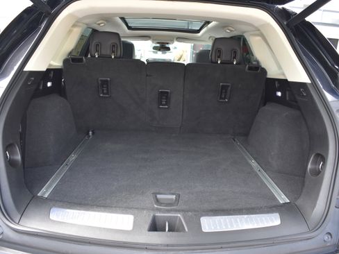 Used 2017 Cadillac XT5 Luxury image 22