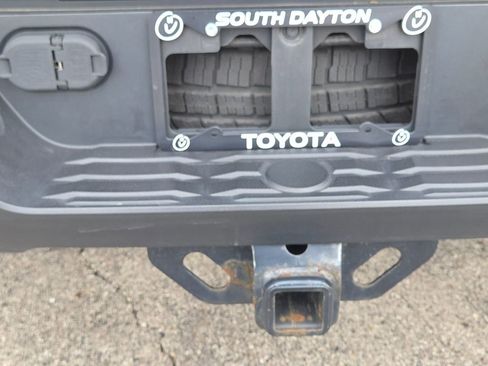 Used 2019 Toyota Tundra Limited w/ Limited Premium Package AWD/4WD image 29