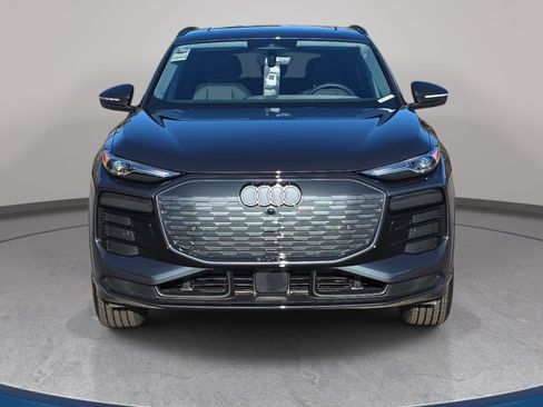 New 2025 Audi Q6 e-tron Premium AWD/4WD image 2