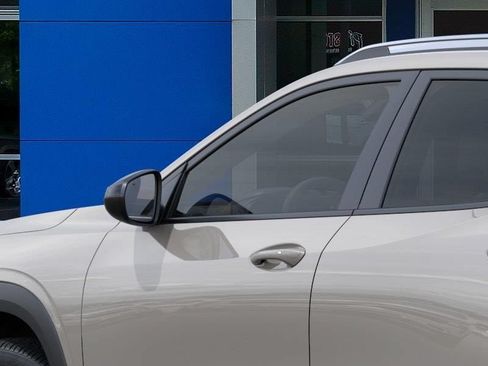 New 2026 Chevrolet Trax ACTIV w/ Driver Confidence Package FWD image 12