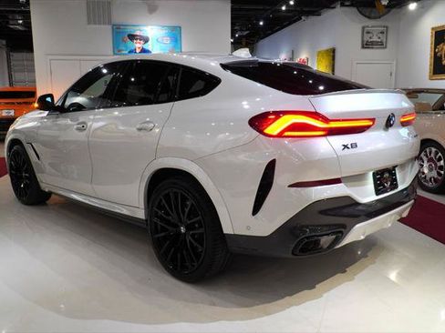 Used 2021 BMW X6 sDrive40i w/ M Sport Package RWD image 5