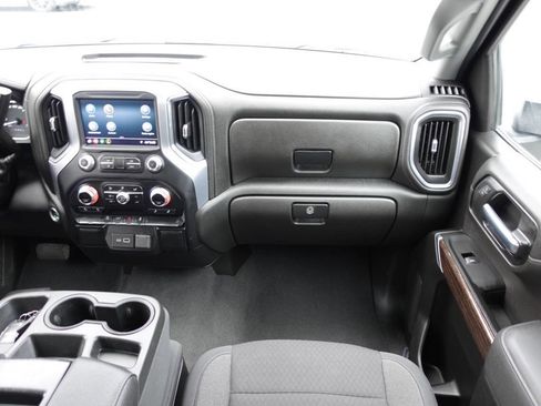 Used 2022 GMC Sierra 1500 SLE w/ X31 Off-Road Package image 42