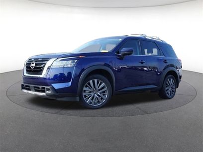 Used 2024 Nissan Pathfinder SL w/ SL Premium Package