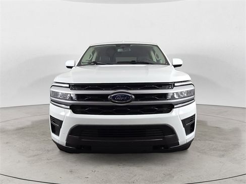 Certified 2023 Ford Expedition Max XLT image 8