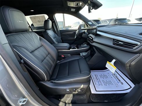 New 2026 Buick Enclave Avenir w/ Super Cruise Package image 26