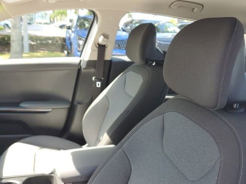 Certified 2025 Kia K4 LXS image 15