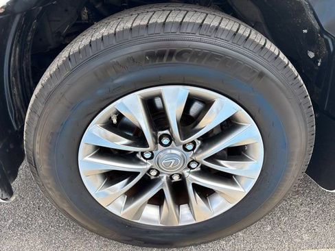 Used 2014 Lexus GX 460 Luxury image 8