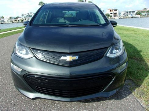 Used 2020 Chevrolet Bolt LT FWD image 10
