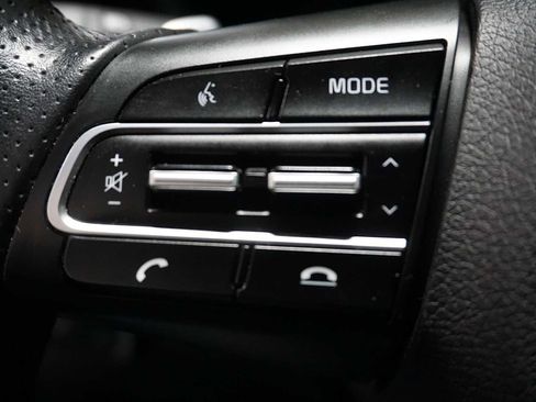 Used 2021 Kia Stinger GT2 image 27