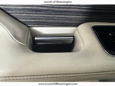 Certified 2023 Lincoln Navigator Black Label AWD/4WD image 42