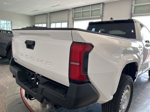 New 2026 Toyota Tacoma SR AWD/4WD image 5