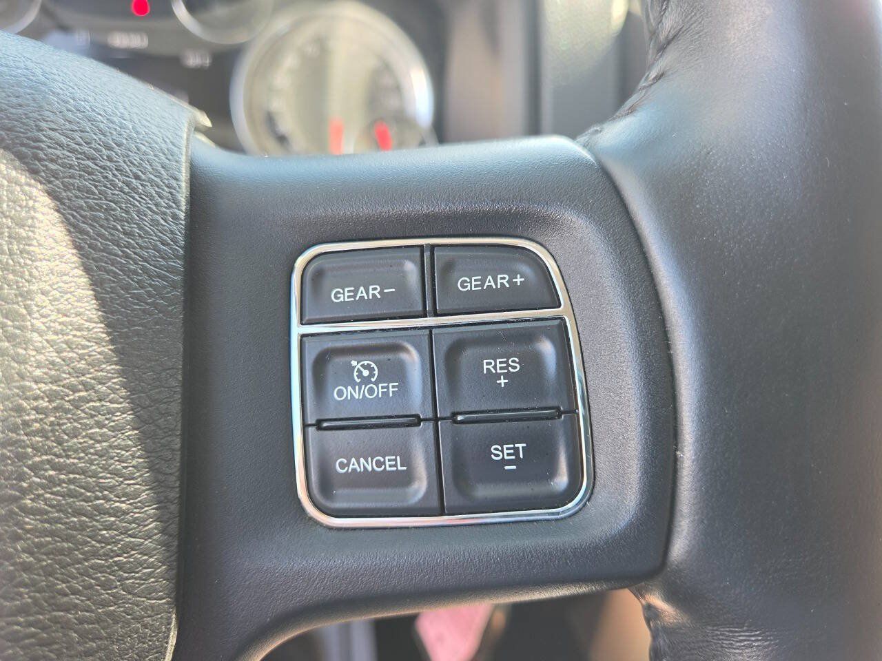 Used 2015 RAM 1500 Big Horn AWD/4WD image 22