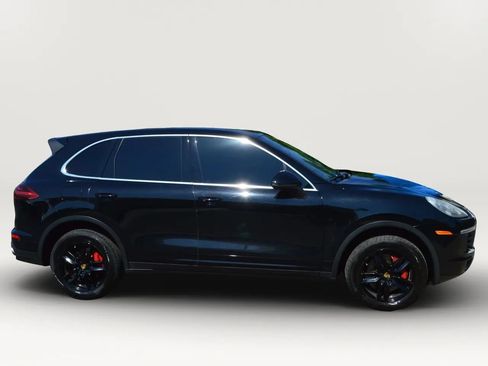 Used 2016 Porsche Cayenne AWD/4WD image 12