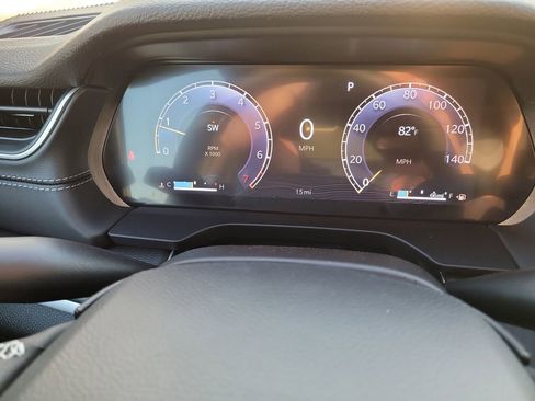 New 2025 Jeep Grand Cherokee Altitude image 30