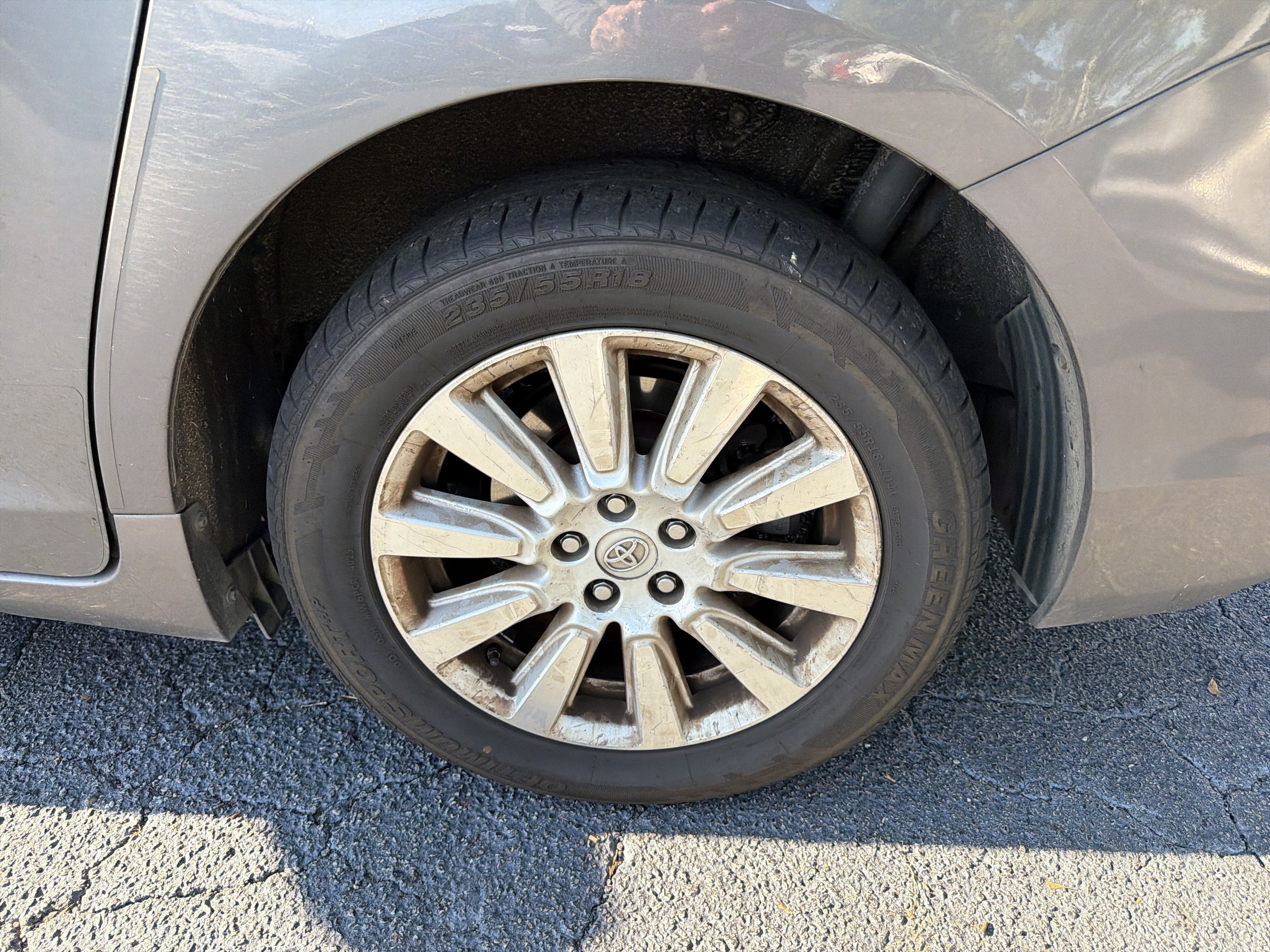 Used 2017 Toyota Sienna XLE Premium AWD/4WD image 7