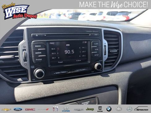 Used 2017 Kia Sportage LX AWD/4WD image 13