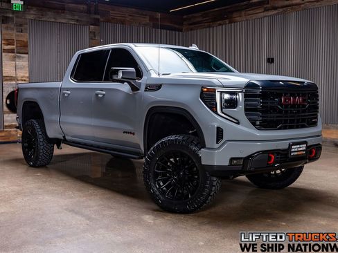 Used 2024 GMC Sierra 1500 AT4 AWD/4WD image 1