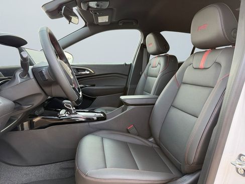 New 2026 Chevrolet Trax RS w/ Driver Confidence Package FWD image 9