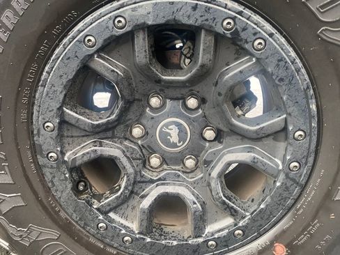 Certified 2024 Ford Bronco Wildtrak image 13