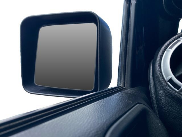 Used 2012 Jeep Wrangler Rubicon w/ Dual Top Group AWD/4WD image 25