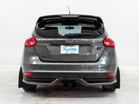 Used 2015 Ford Focus ST w/ Equipment Group 401A FWD image 28