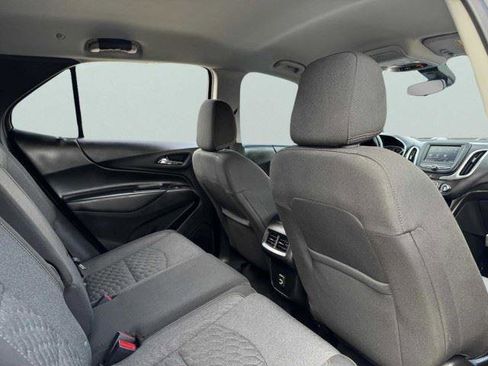 Used 2020 Chevrolet Equinox LT FWD image 44