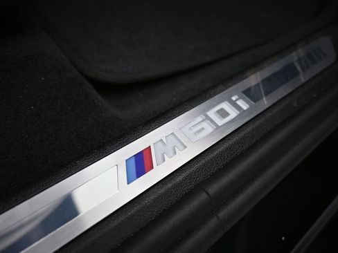 Used 2025 BMW X6 M60i AWD/4WD image 23