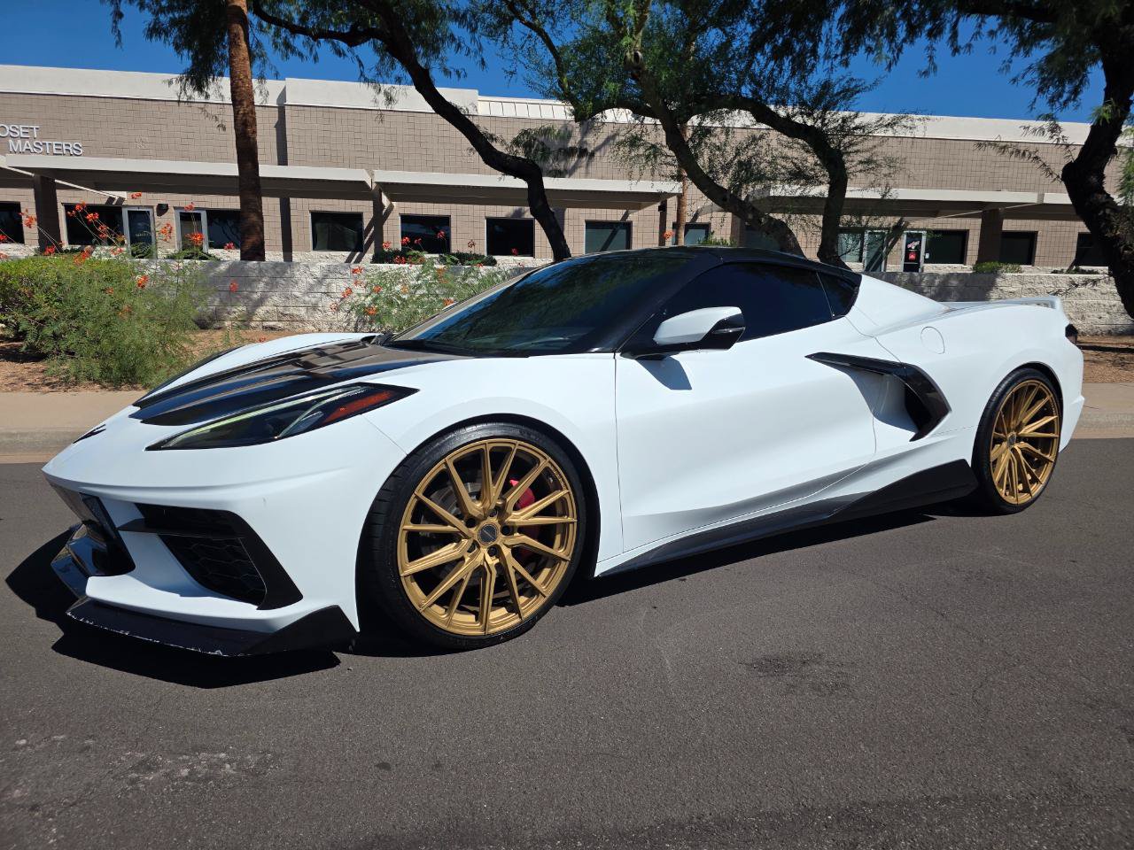 Used 2020 Chevrolet Corvette Stingray Premium Cpe w/ 3LT Preferred Equipment Group RWD image 2