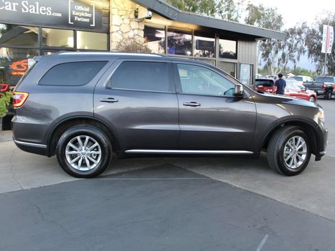 Used 2018 Dodge Durango SXT w/ Quick Order Package 2BB AWD/4WD image 6