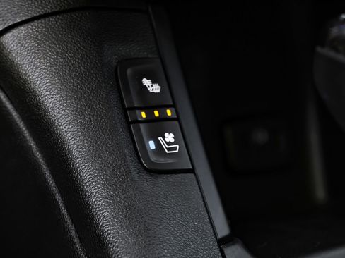 Used 2019 GMC Acadia Denali w/ Technology Package image 32